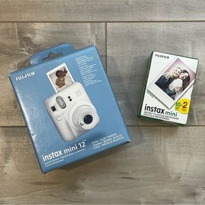 NEUVE/NEW Fujifilm INSTAX Mini 12 Instant Camera